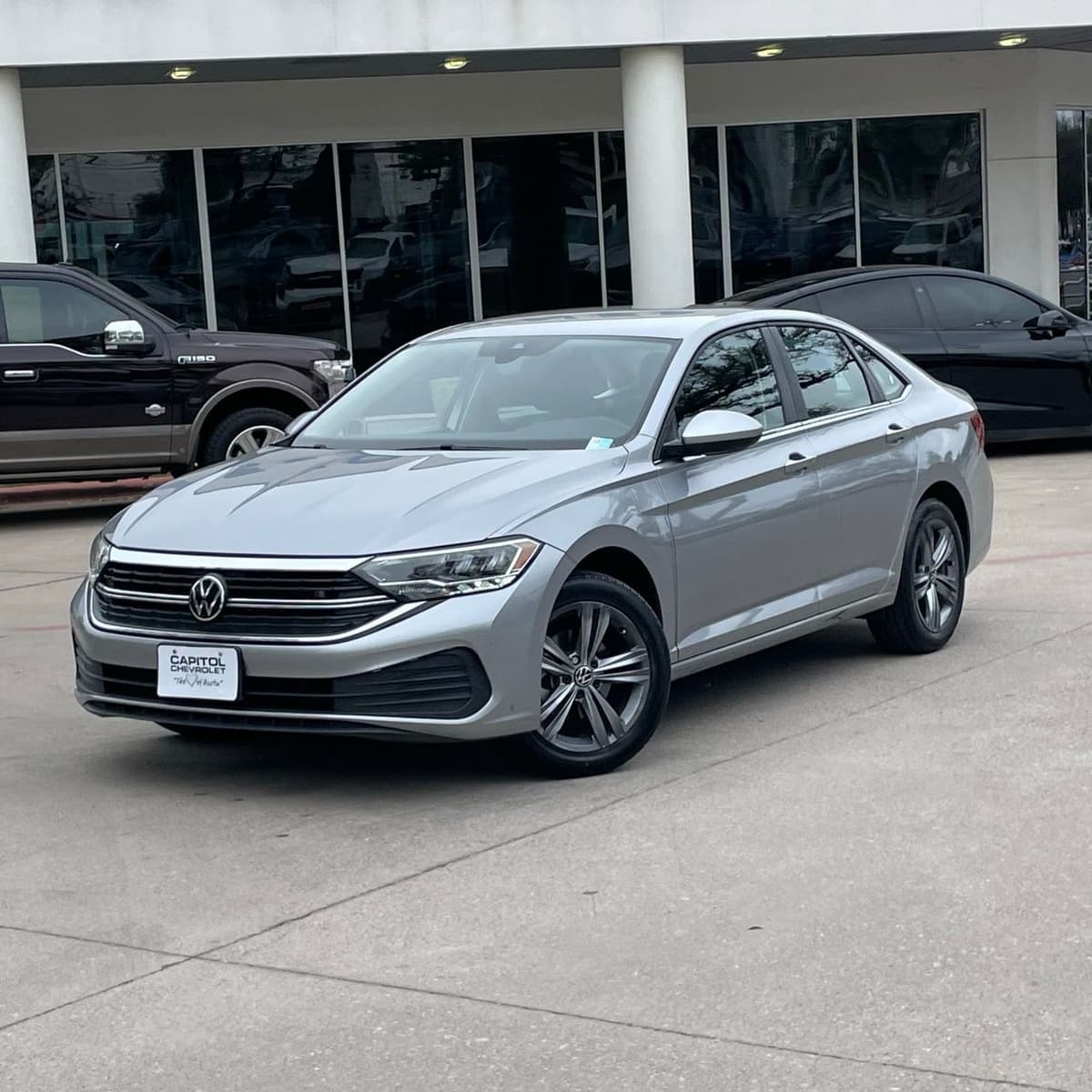 2024 Volkswagen Jetta - Image 10