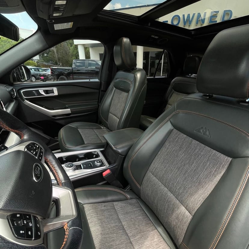 2022 Ford Explorer - Image 20