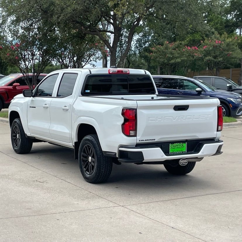2025 Chevrolet Colorado - Image 4