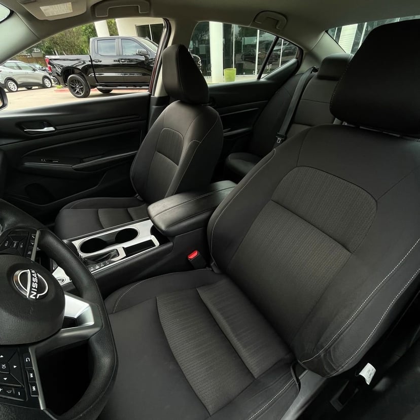 2024 Nissan Altima - Image 21