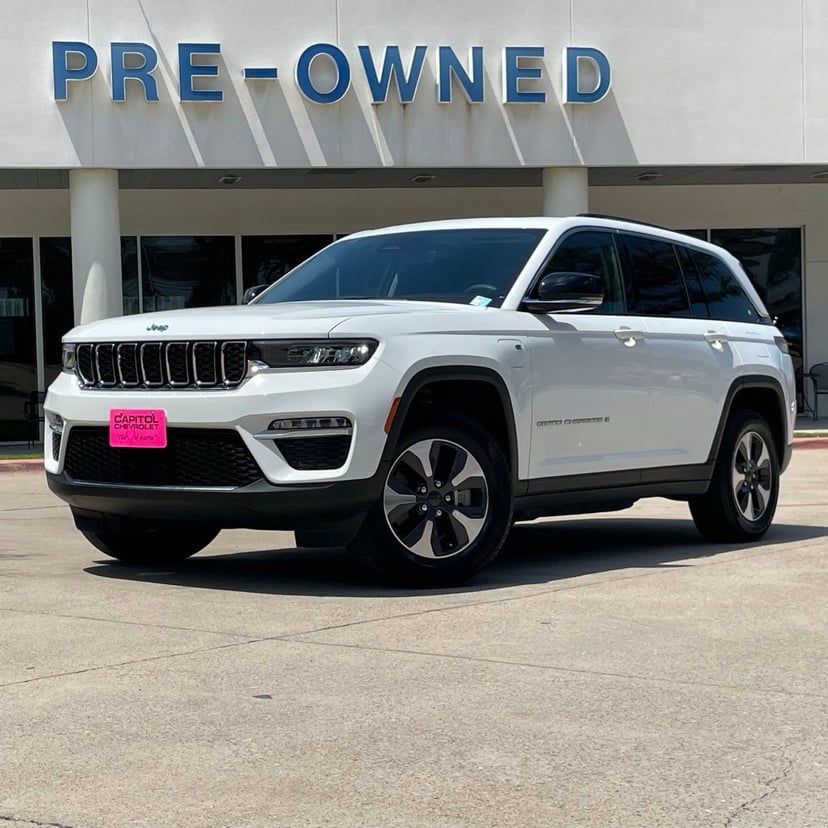 2022 Jeep Grand Cherokee 4xe - Image 2