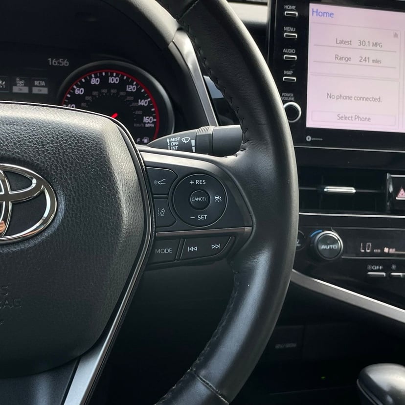 2024 Toyota Camry - Image 15