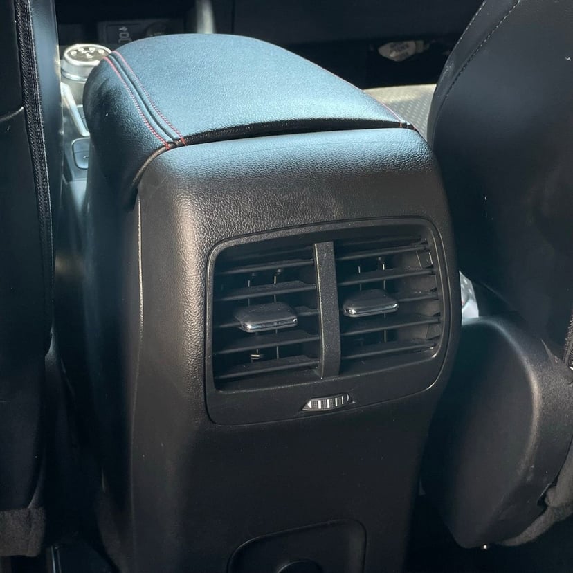 2025 Ford Escape - Image 24