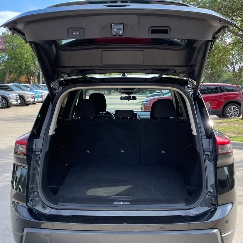 2024 Nissan Rogue - Image 25