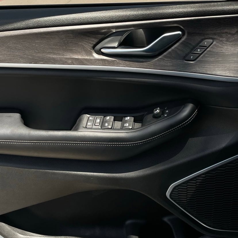 2022 Jeep Grand Cherokee 4xe - Image 20
