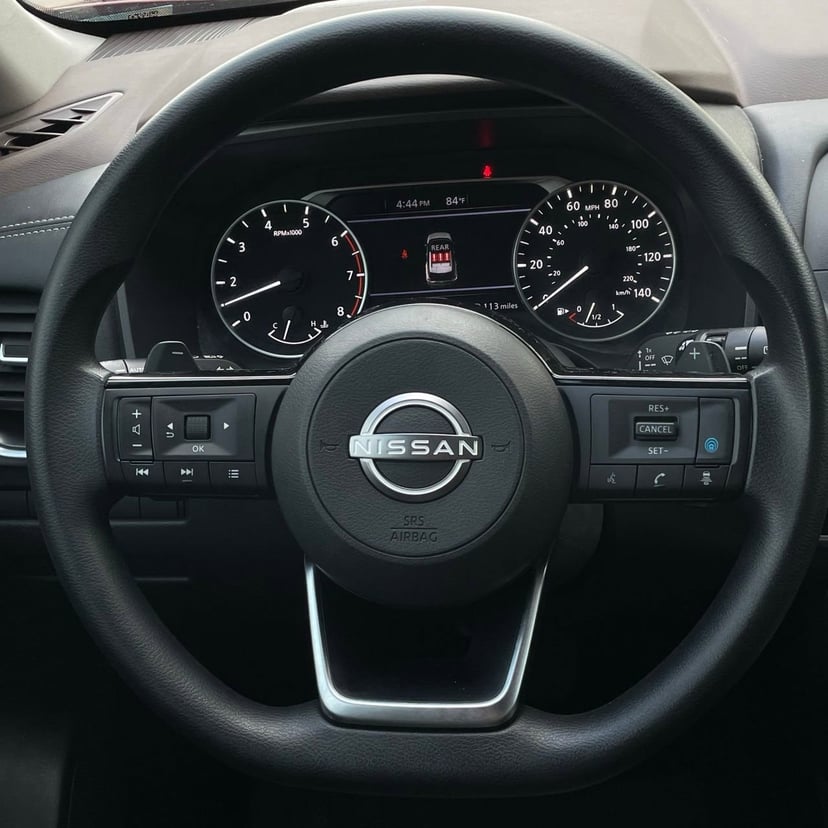 2023 Nissan Rogue - Image 13