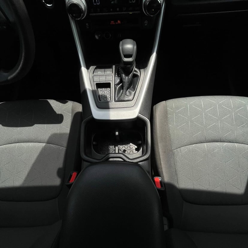 2023 Toyota RAV4 - Image 20