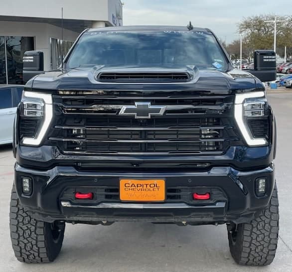 2025 Chevrolet Silverado 2500 HD - Image 3