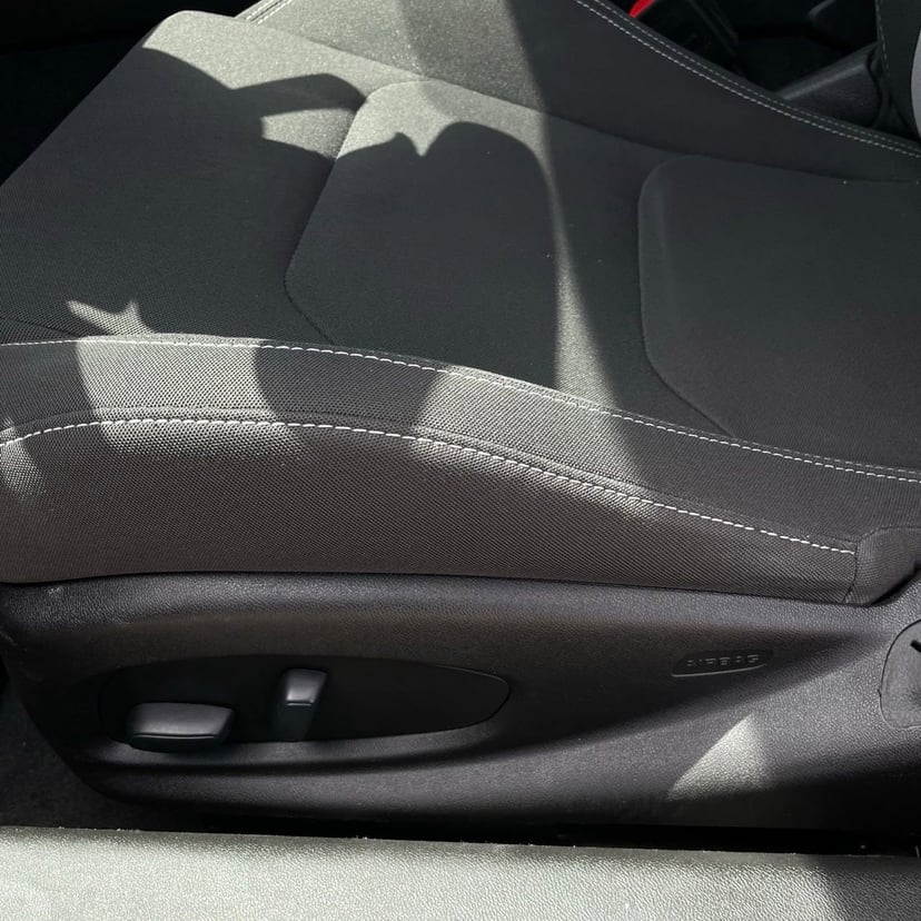2018 Chevrolet Camaro - Image 22
