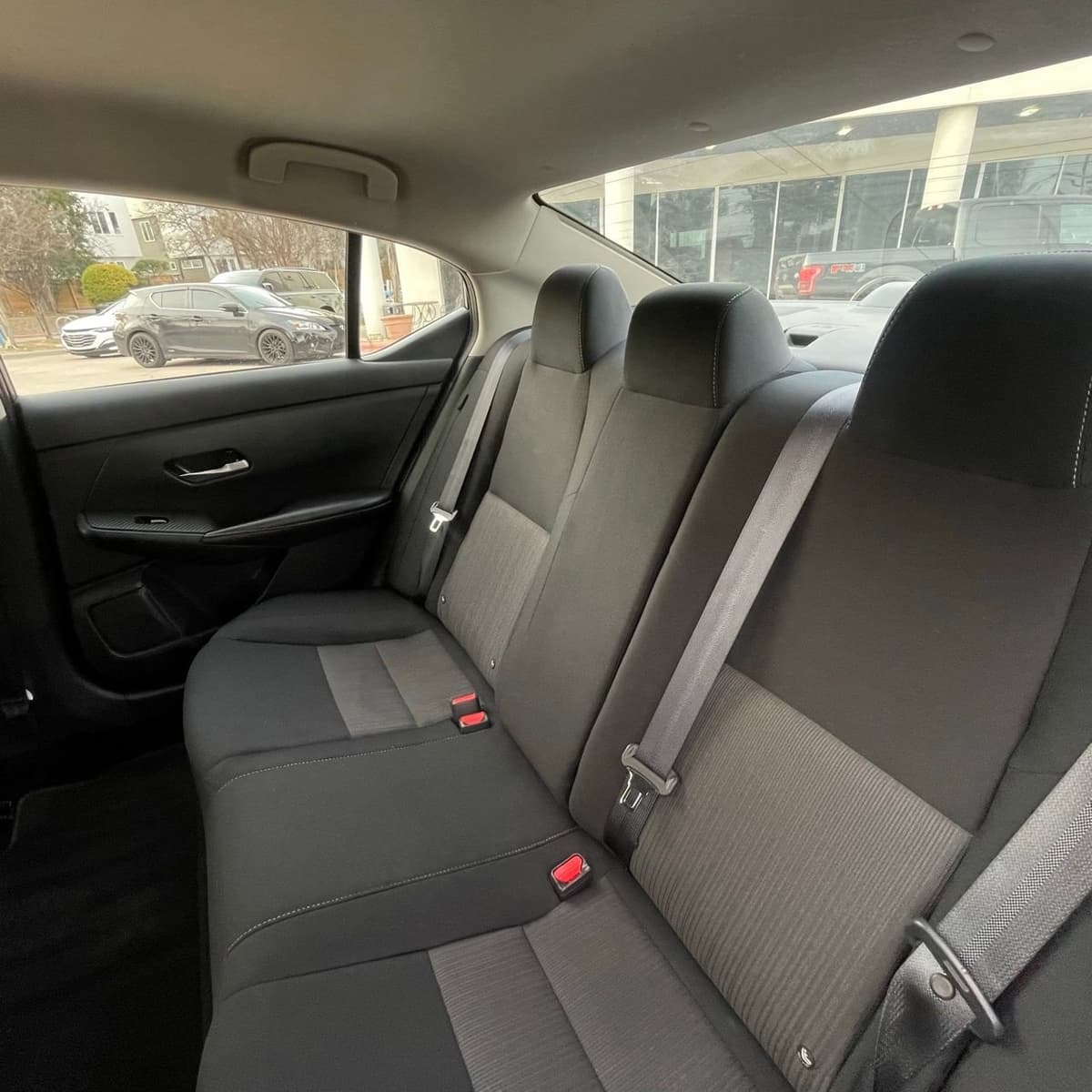 2023 Nissan Sentra - Image 24