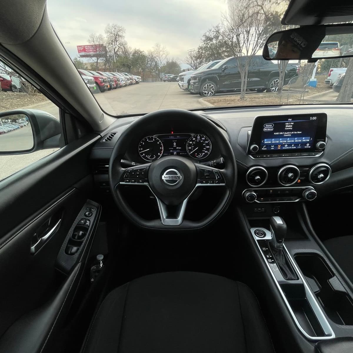 2023 Nissan Sentra - Image 12