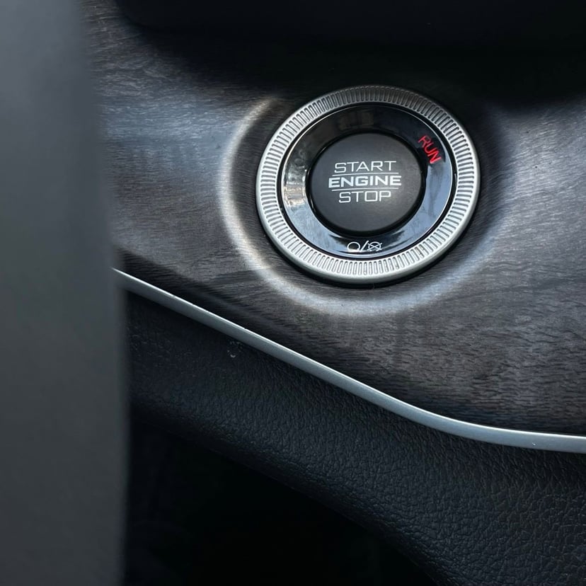 2022 Jeep Grand Cherokee 4xe - Image 17