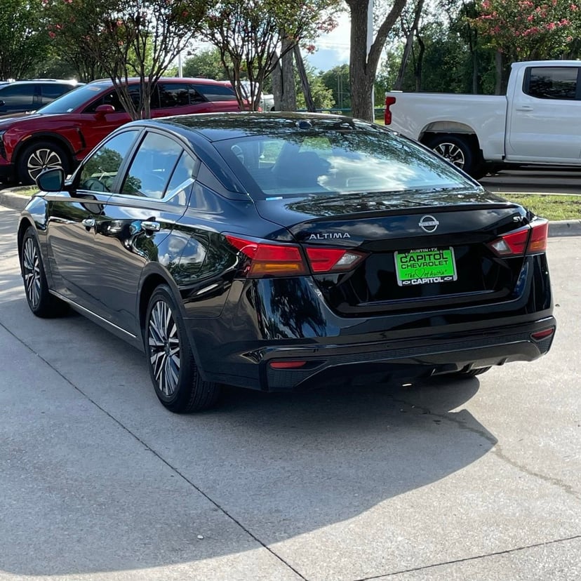 2024 Nissan Altima - Image 4