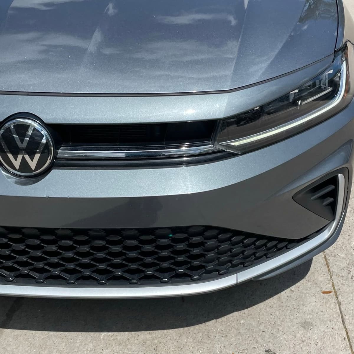 2025 Volkswagen Jetta - Image 8
