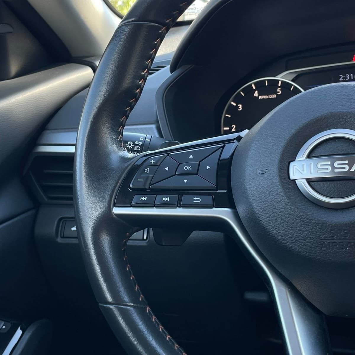 2024 Nissan Altima - Image 14