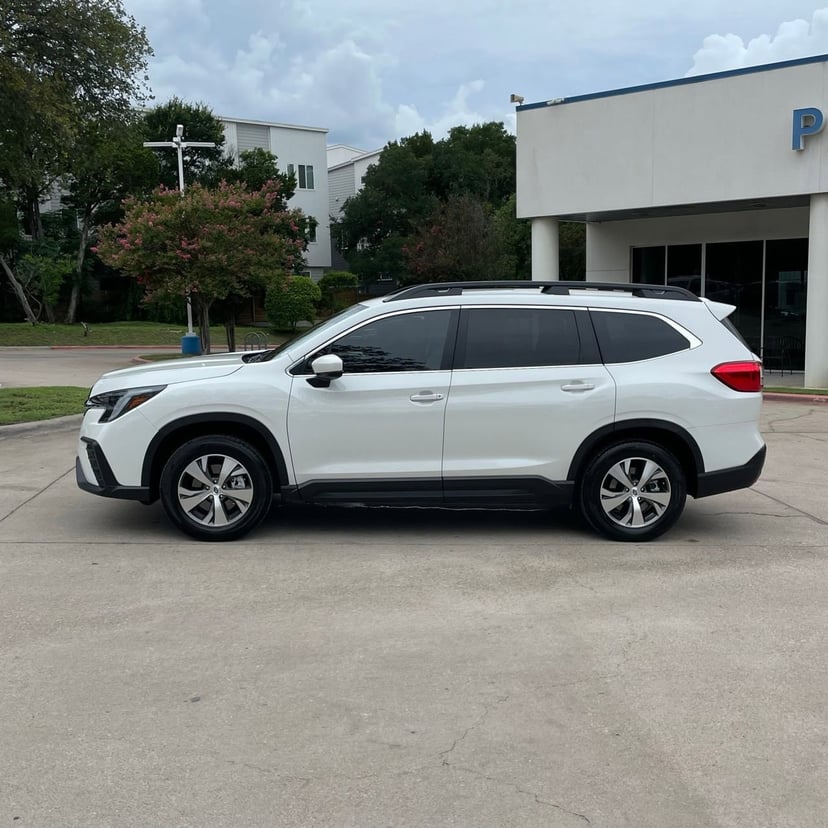 2025 Subaru Ascent - Image 3