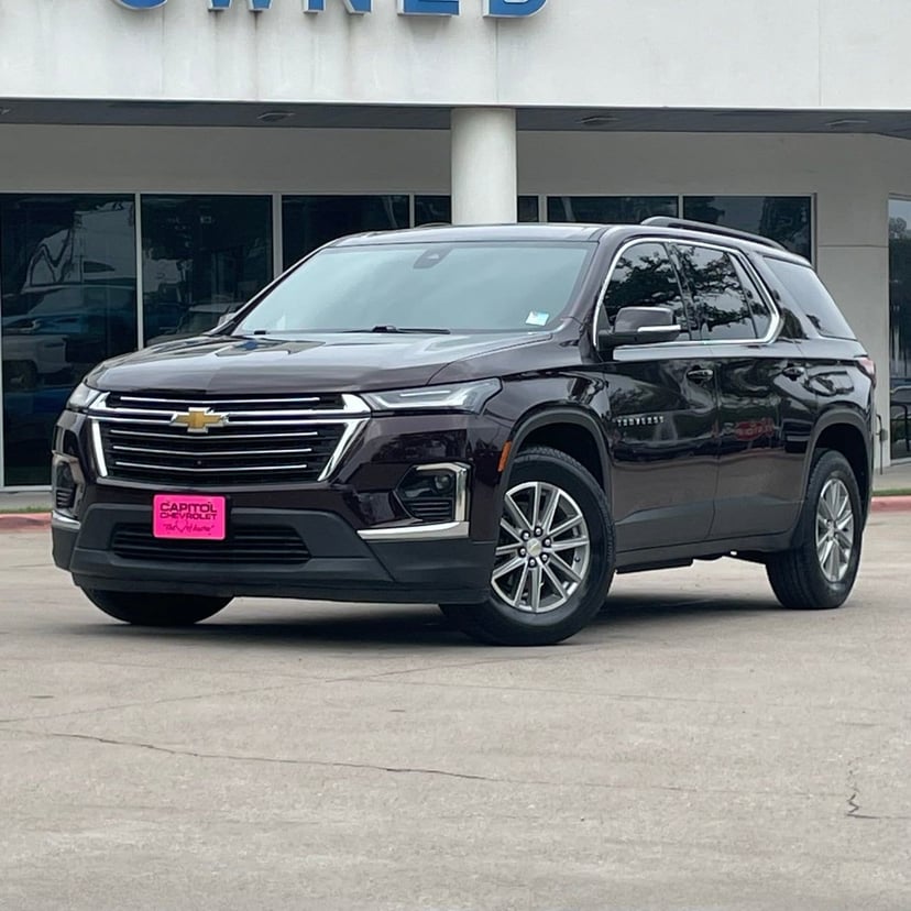 2023 Chevrolet Traverse - Image 2