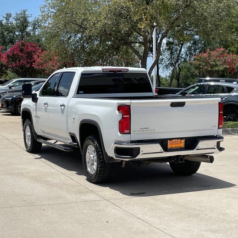 2025 Chevrolet Silverado 2500 HD - Image 3