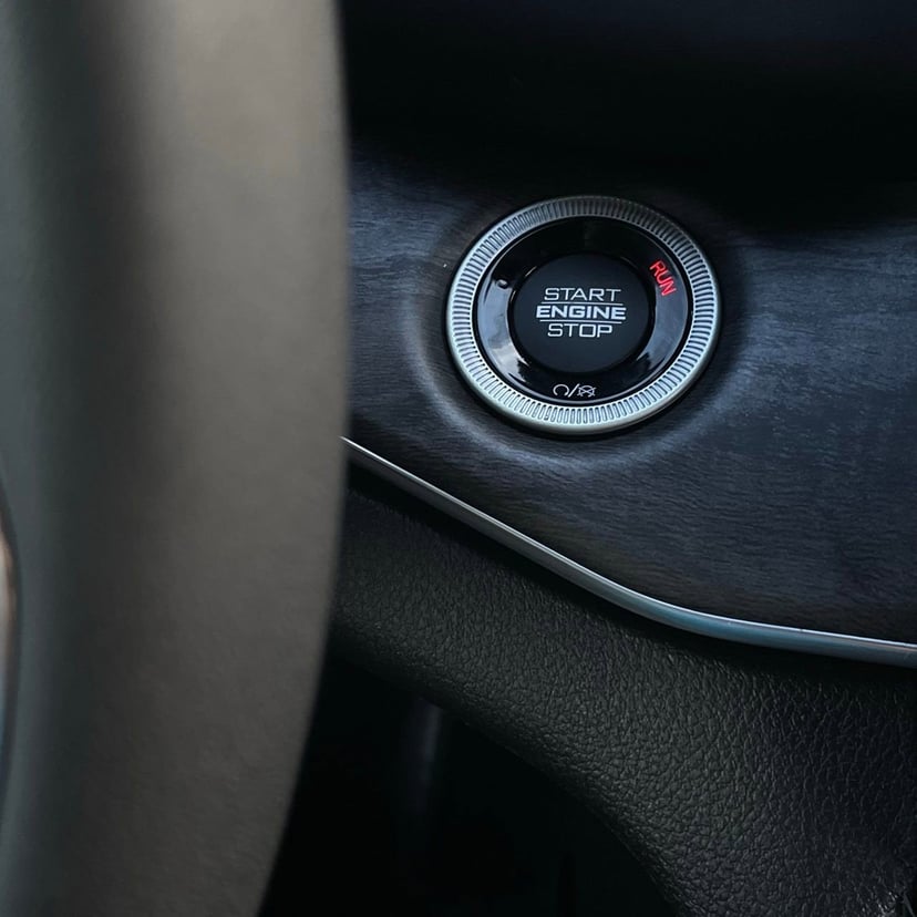 2023 Jeep Grand Cherokee - Image 17