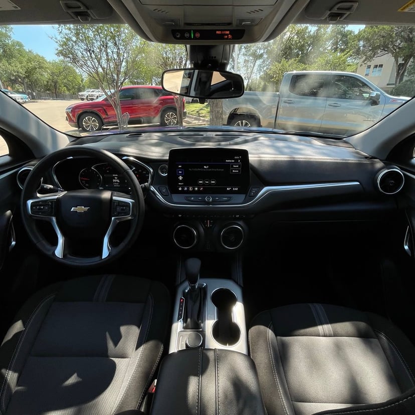 2025 Chevrolet Blazer - Image 10