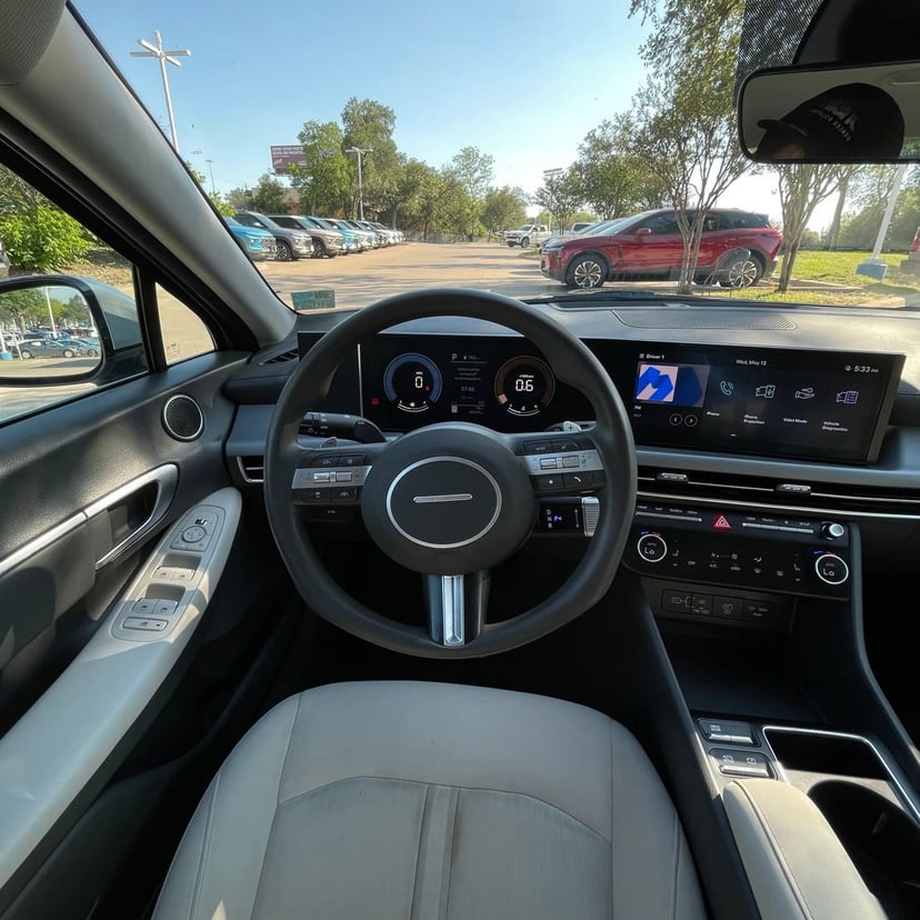2024 Hyundai Sonata - Image 11