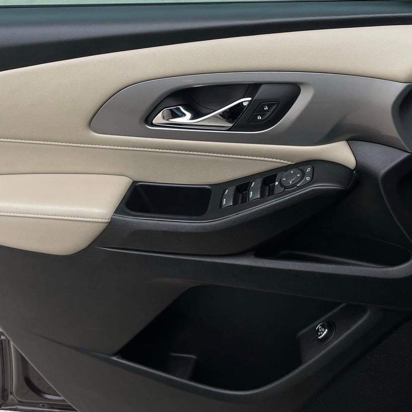 2023 Chevrolet Traverse - Image 21