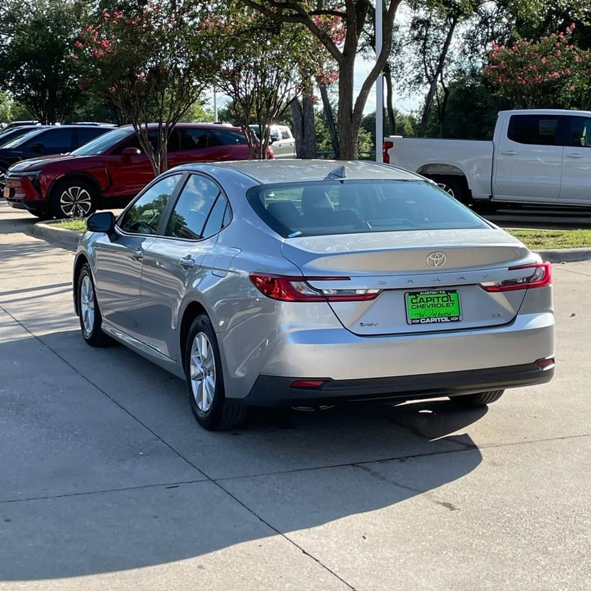 2025 Toyota Camry - Image 4