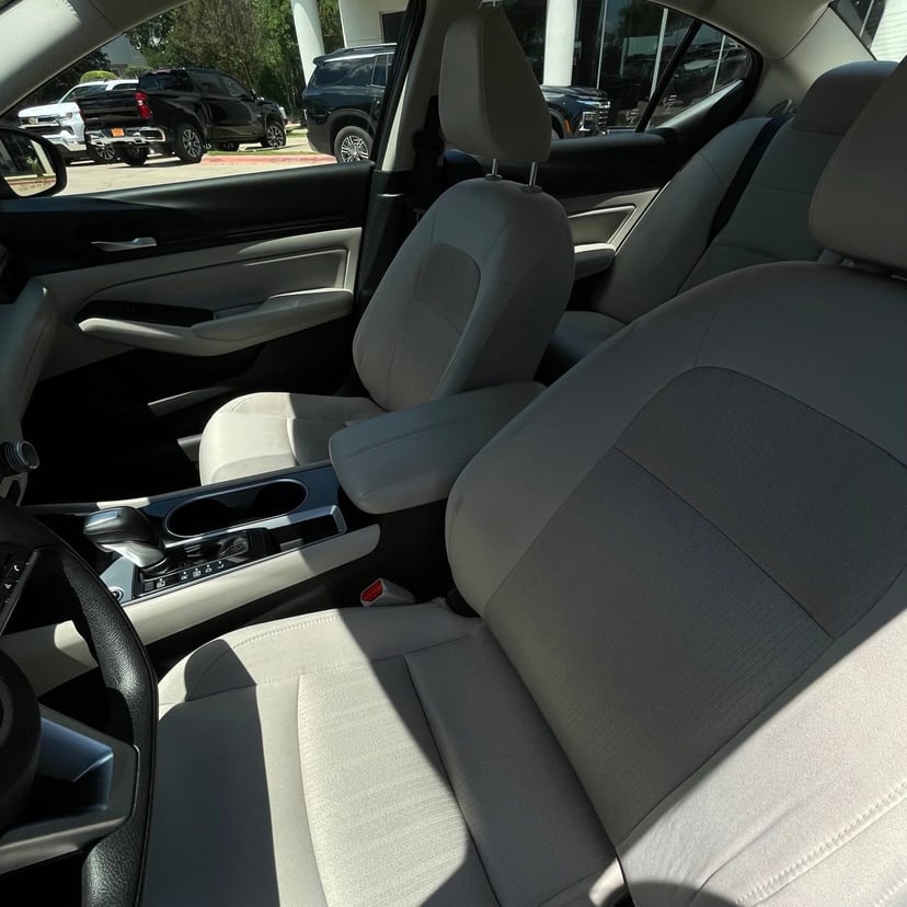 2024 Nissan Altima - Image 20