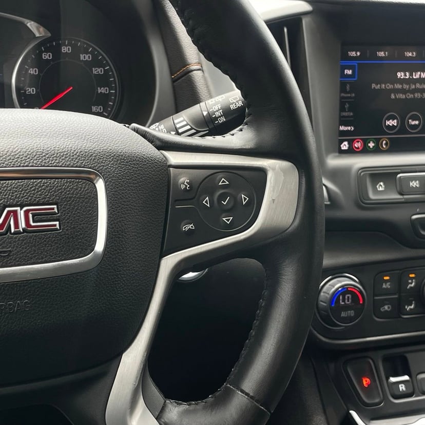 2020 GMC Terrain - Image 14