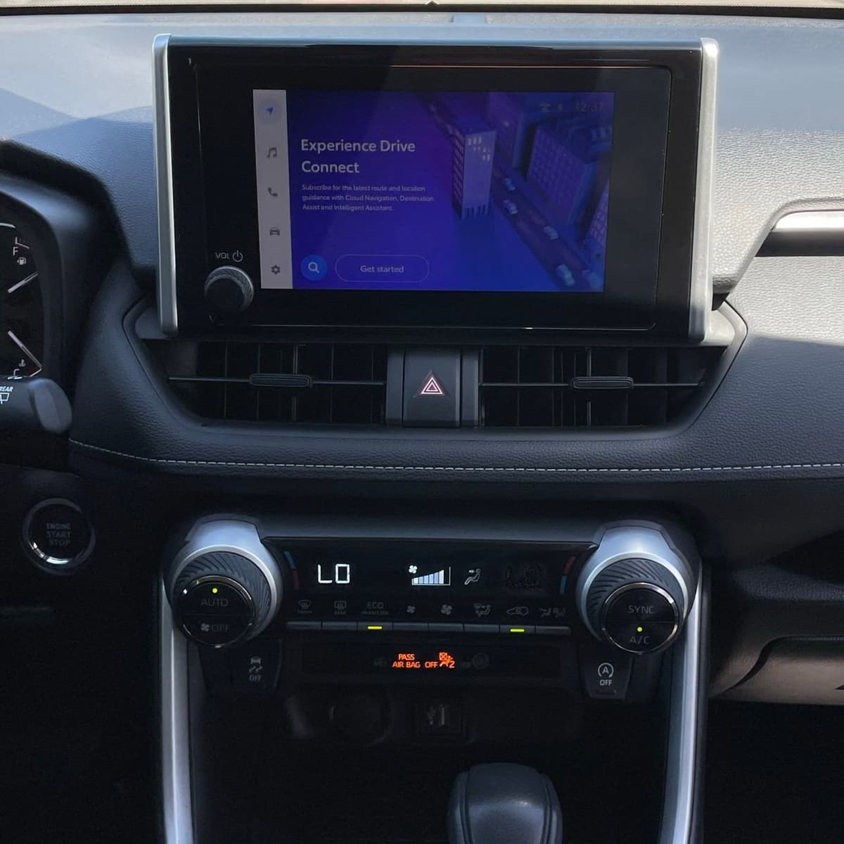 2024 Toyota RAV4 - Image 18