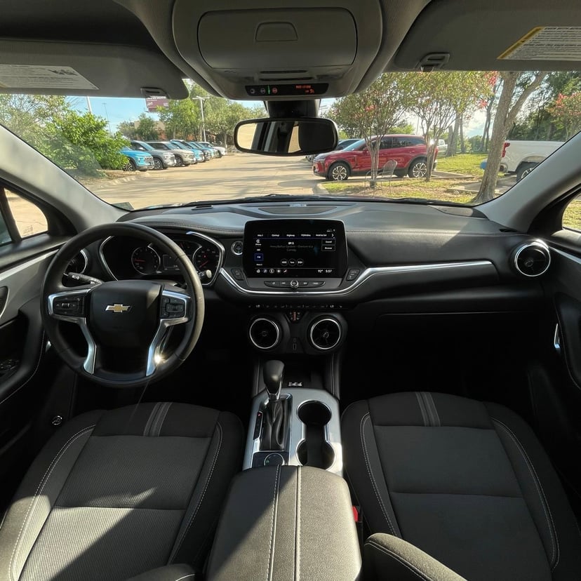 2024 Chevrolet Blazer - Image 10