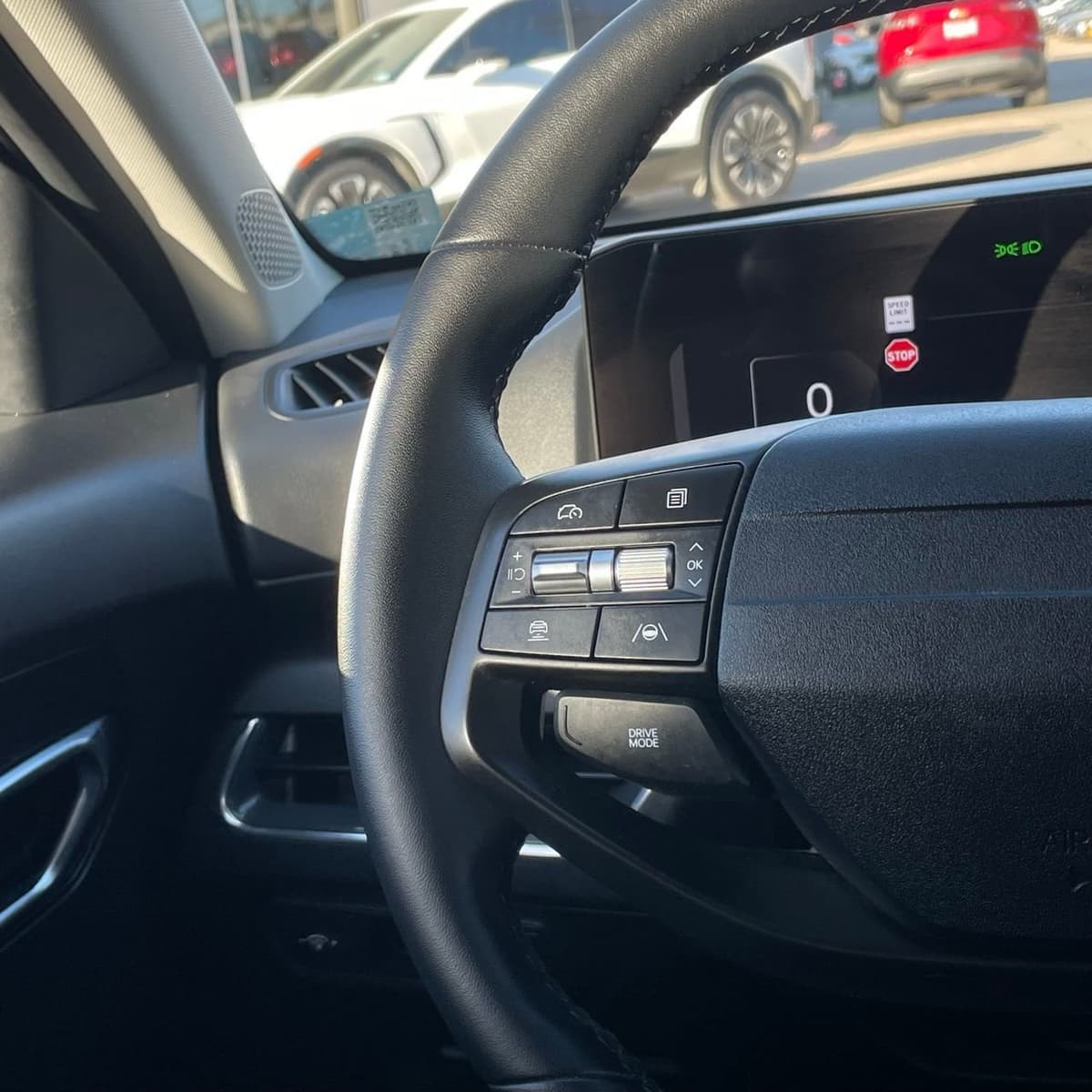 2025 Kia K4 - Image 13