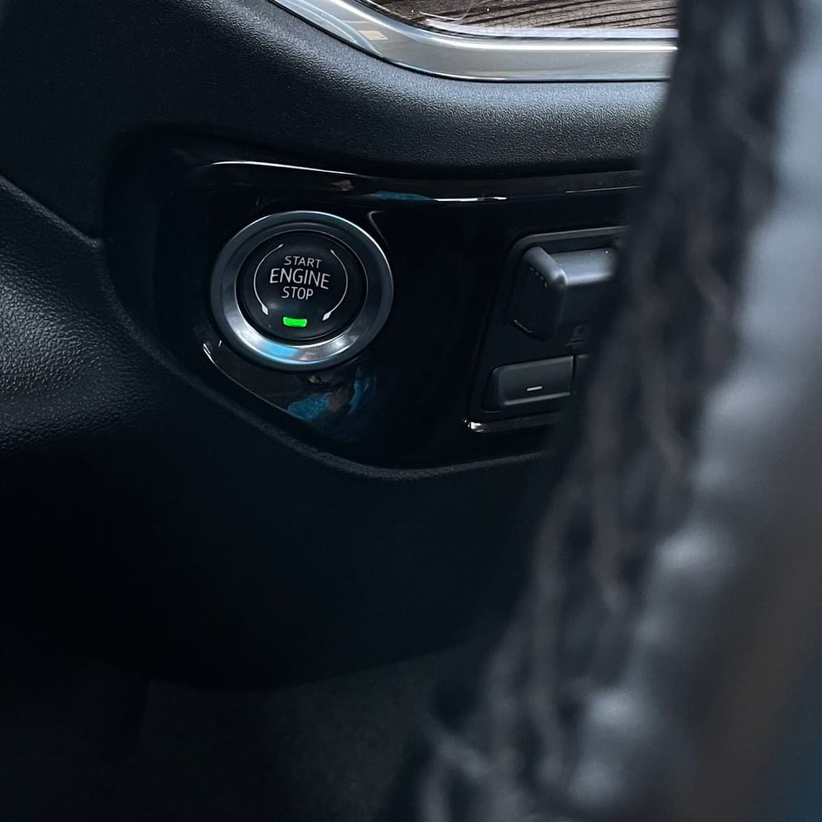 2025 Chevrolet Silverado 1500 - Image 17