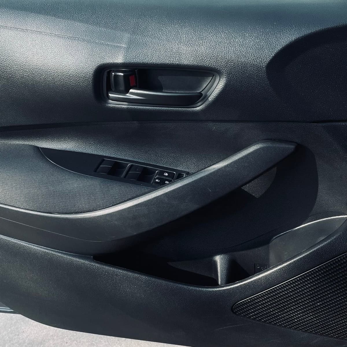 2024 Toyota Corolla - Image 20