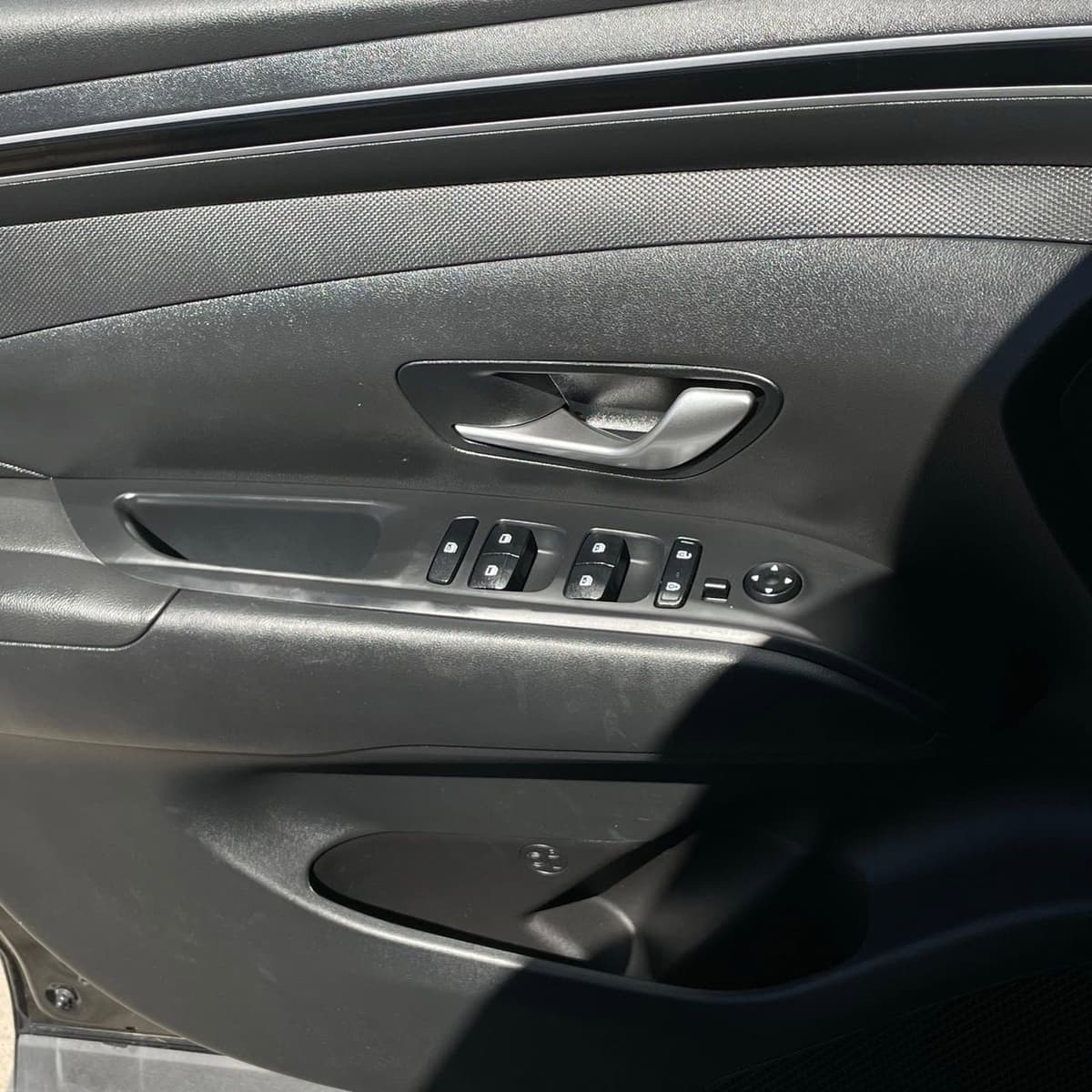 2024 Hyundai Tucson Hybrid - Image 17