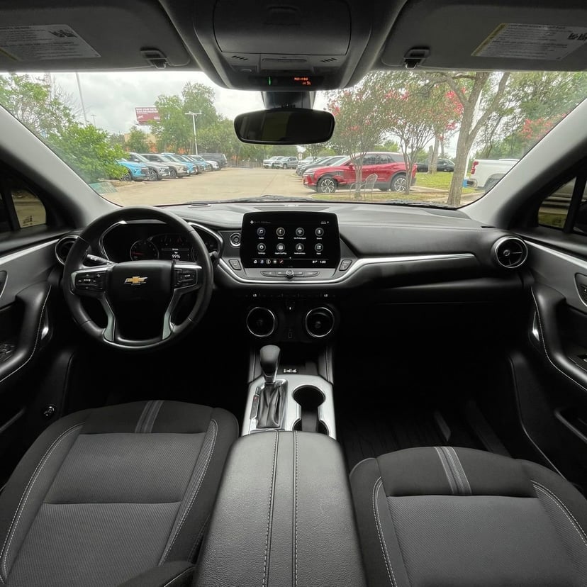 2024 Chevrolet Blazer - Image 10