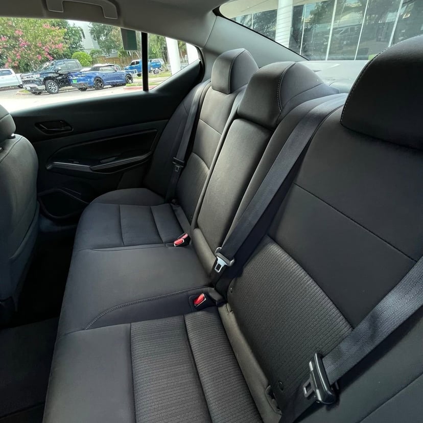 2024 Nissan Altima - Image 24