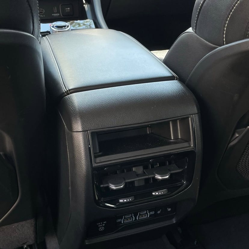 2022 Jeep Grand Cherokee 4xe - Image 24