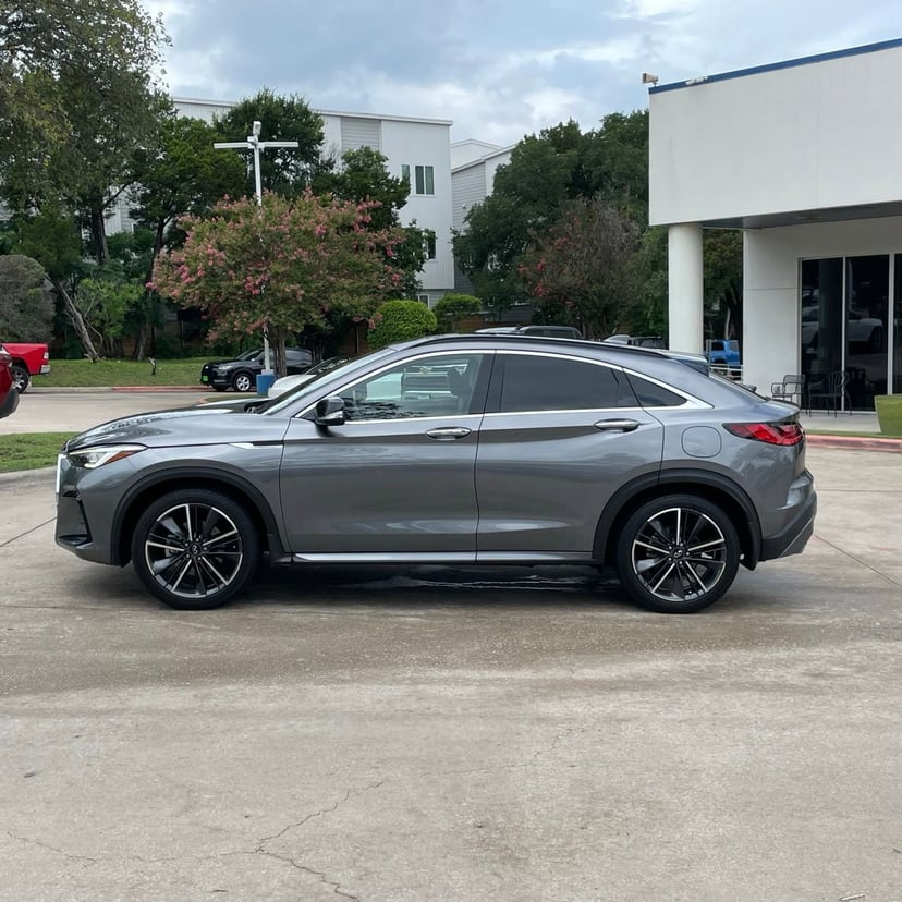 2023 INFINITI QX55 - Image 2