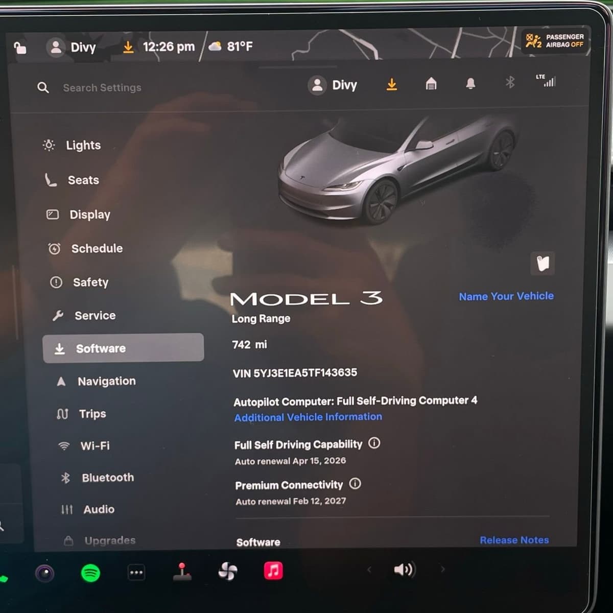 2026 Tesla Model 3 - Image 15