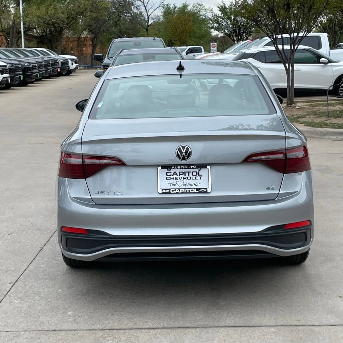 2024 Volkswagen Jetta - Image 5