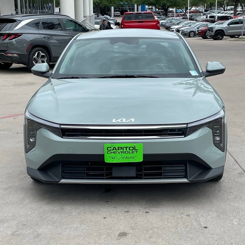 2025 Kia K4 - Image 6