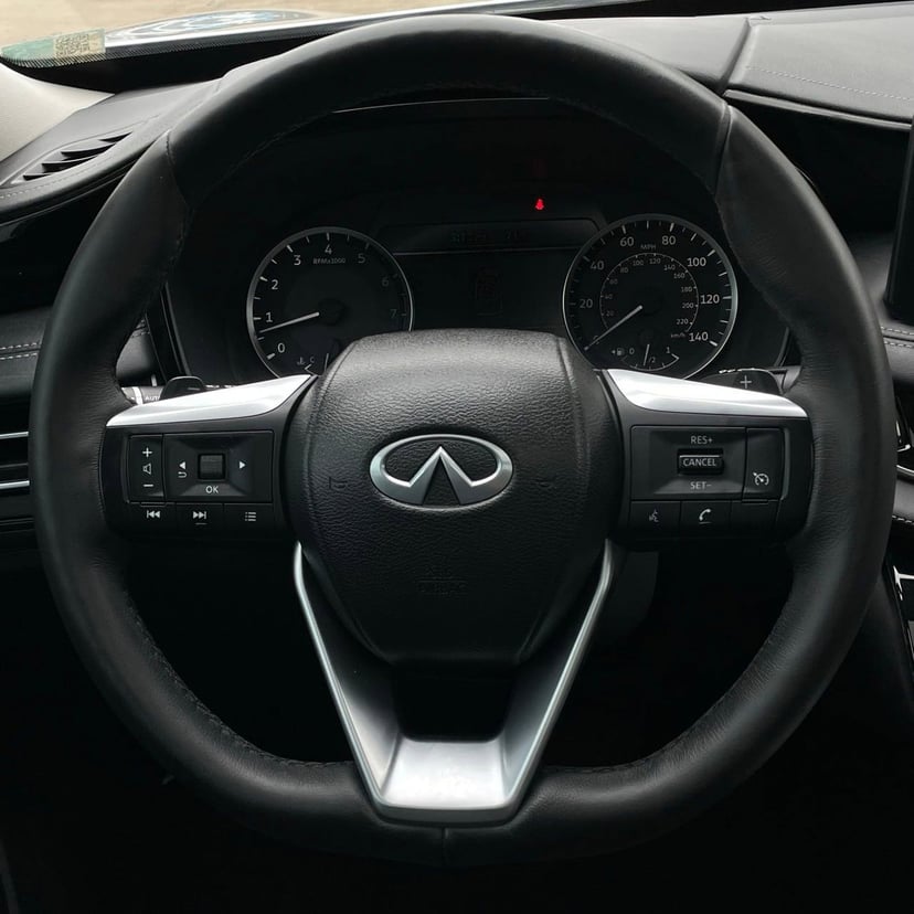 2022 INFINITI QX60 - Image 12