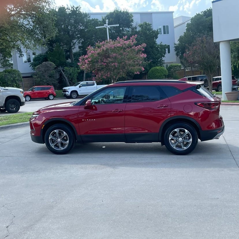 2024 Chevrolet Blazer - Image 2