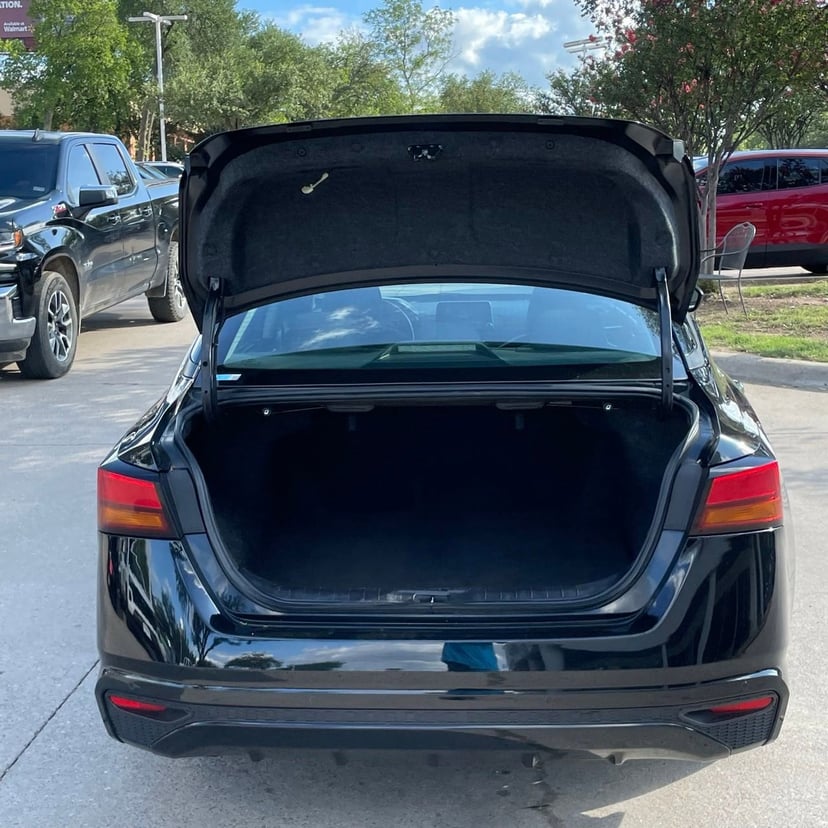 2024 Nissan Altima - Image 26