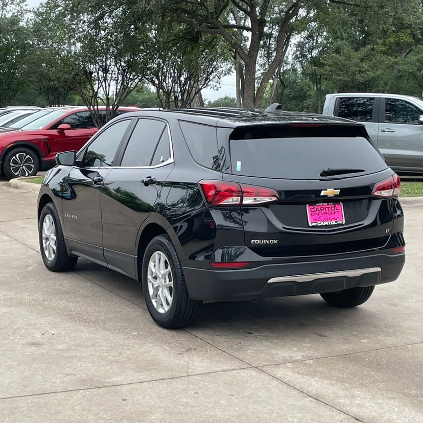 2023 Chevrolet Equinox - Image 4