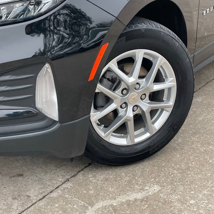 2023 Chevrolet Equinox - Image 9