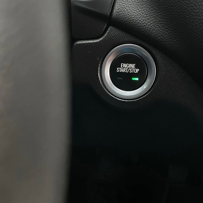 2023 Chevrolet Equinox - Image 17