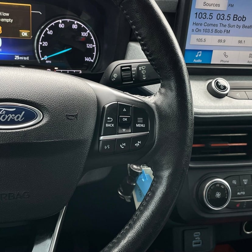 2022 Ford Maverick - Image 13