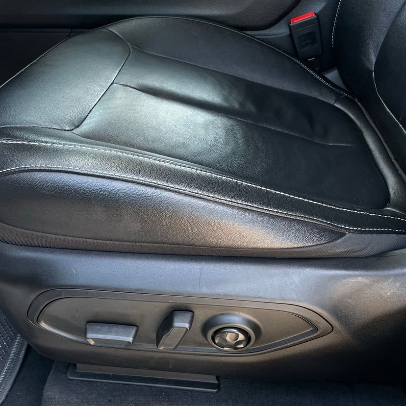 2022 Jeep Grand Cherokee 4xe - Image 23